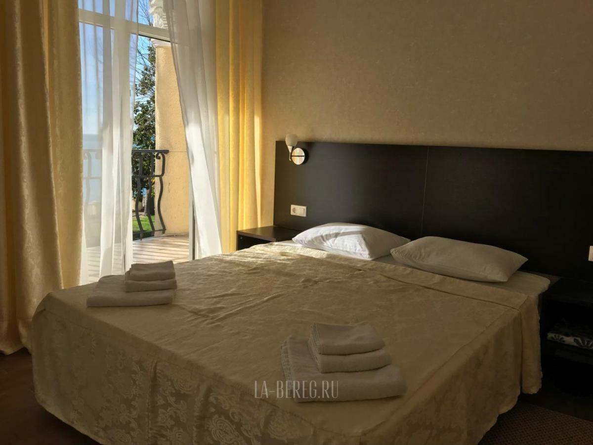 Lazurniy Bereg Gagra Exterior foto